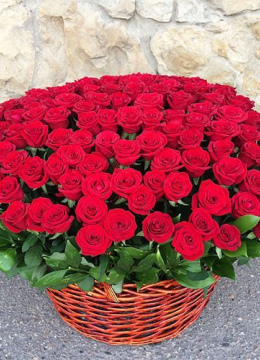 Корзина 101 роза